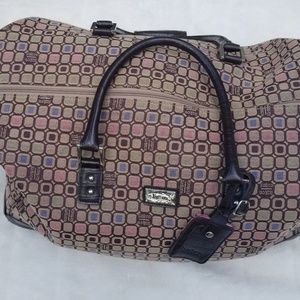 Liz&Co Wheeled Carry on bag